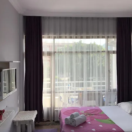 Manastir Bed & Breakfast 3*